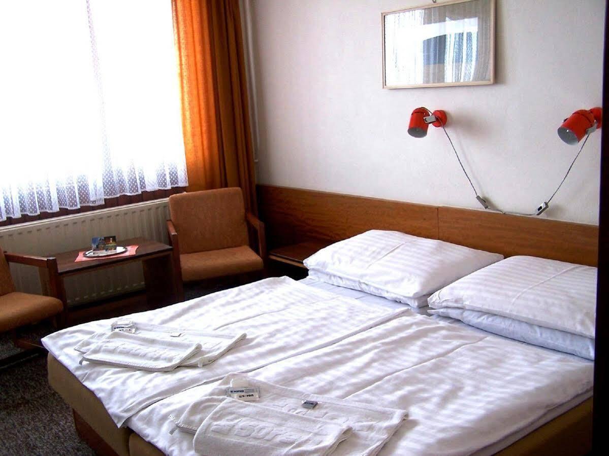 Hotel Sorea Hutnik Ii. Татранска Ломница Экстерьер фото